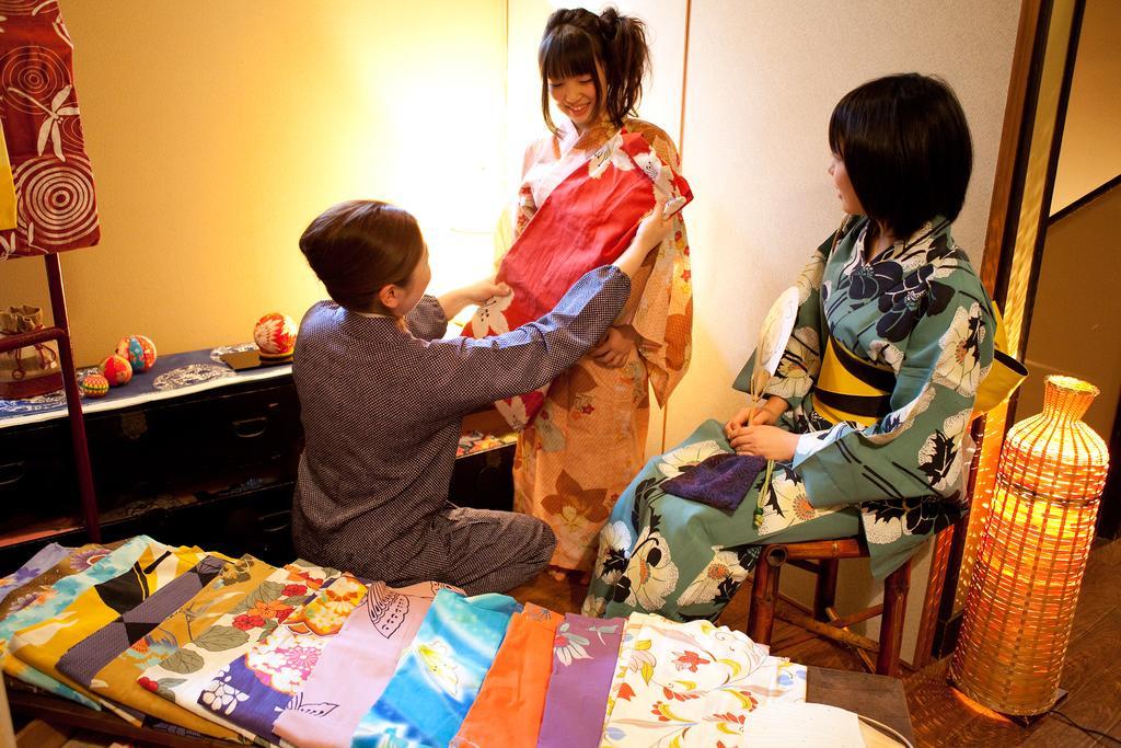 ทะบิโนะยะโดะ ซะตุกิ Hotel ฮิตะ ภายนอก รูปภาพ
